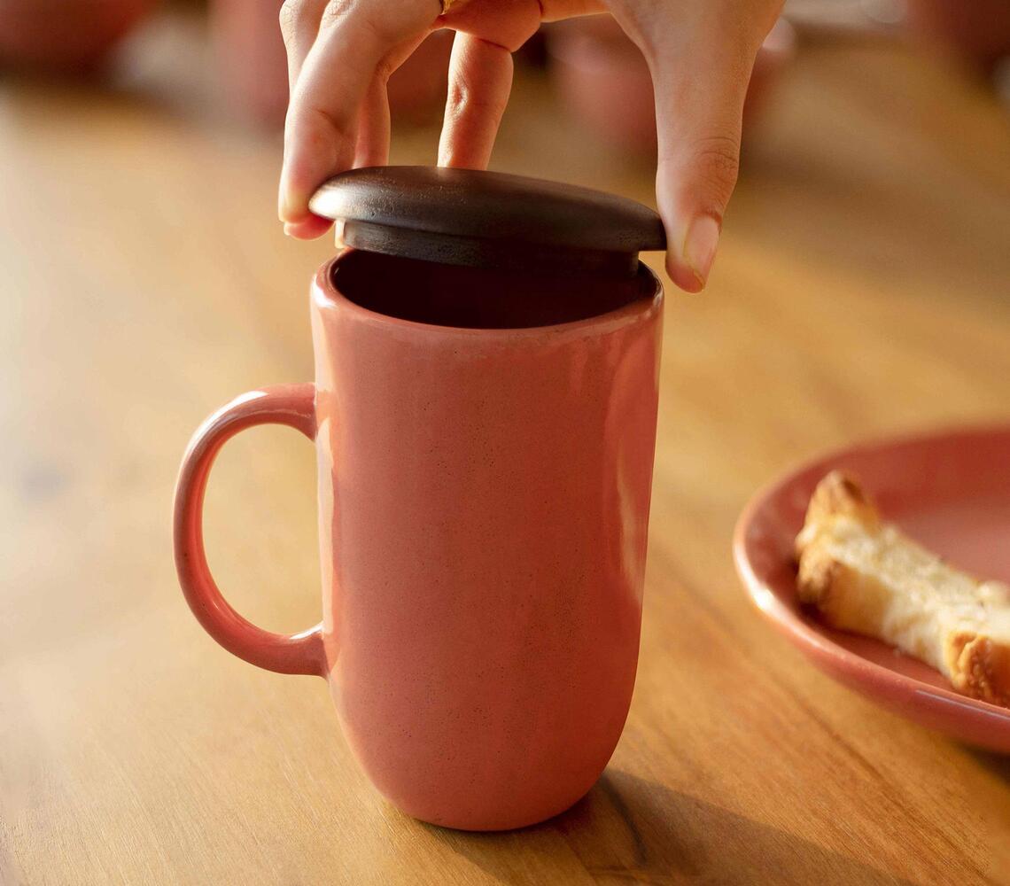 Pink Minimal Ceramic Coffee Mug with Wooden Lid