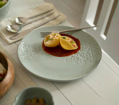 Upper Crust Dinner Plate Upper Crust Dinner Plate