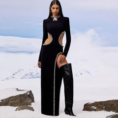 Seductive Elegance: Cutout O-Neck Black Dress