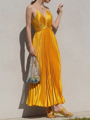 Elegant Pleated Evening Dress