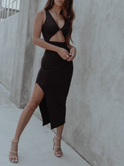 Sleek Chic Ribbed Black Dress