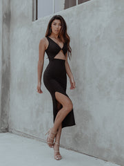 Sleek Chic Ribbed Black Dress
