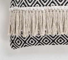 Tufted & Fringed Cotton cushion cover Q 1