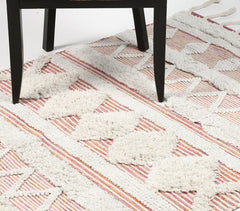 Tufted Geometric Statement rug (medium)