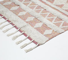 Tufted Geometric Statement rug (medium)