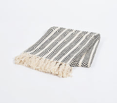Monochrome Fletching Throw