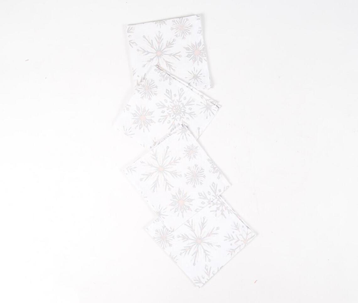 Printed Snowflake Table Napkins (Set of 4)