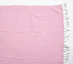 Yarn-Dyed Cotton Pink Chevron Tasseled Throw