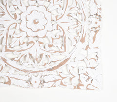 MDF Medallion Distressed Wall Plaque
