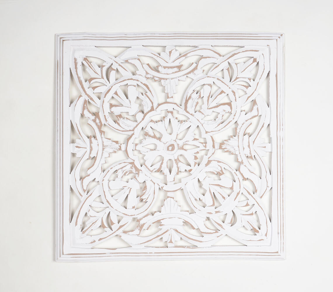 MDF Medallion Floral Distressed Wall Plaque