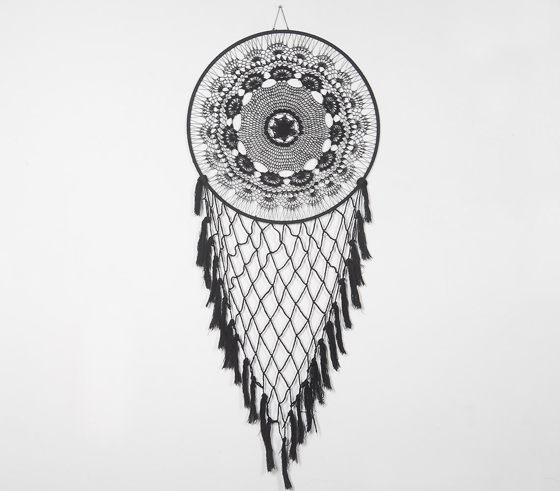 Monotone Crochet Dreamcatcher