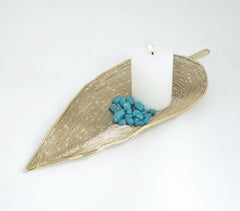 Handcrafted Banyan Leaf Structured Tray