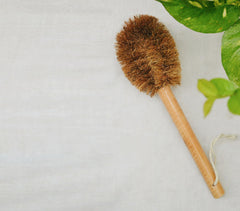 Handmade Coconut Fiber Long Handle Vegetable Scrub