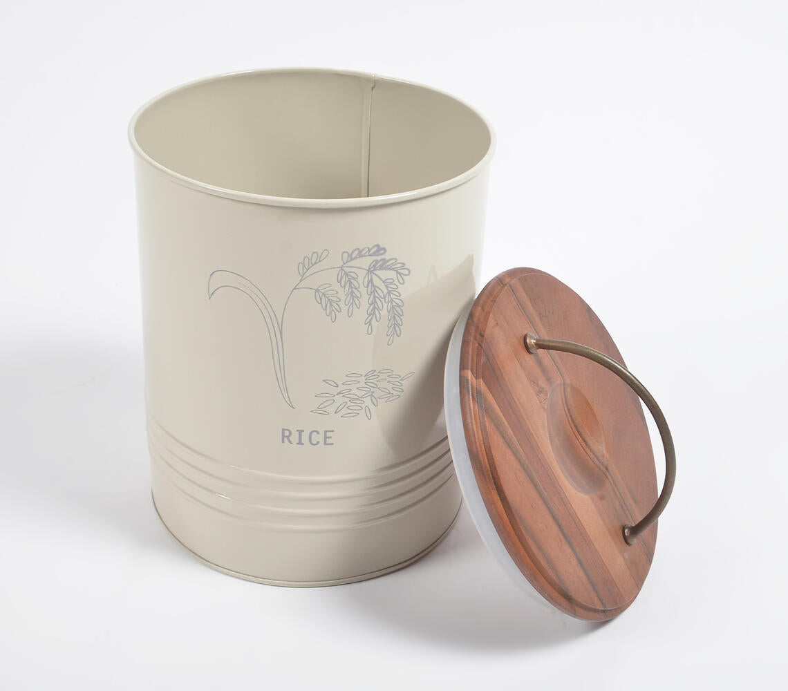 Grain Storage Metallic Barrel With Wooden Lid