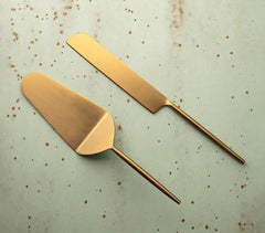 Handmade Gold Finish Stainless Steel Cake Server (Set of 2)