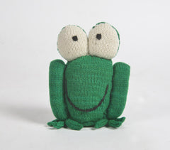 Knitted Frog Plushie Toy