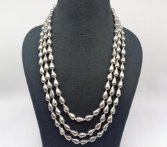 Shell Pearl Grey Drops 3-Layered Necklace
