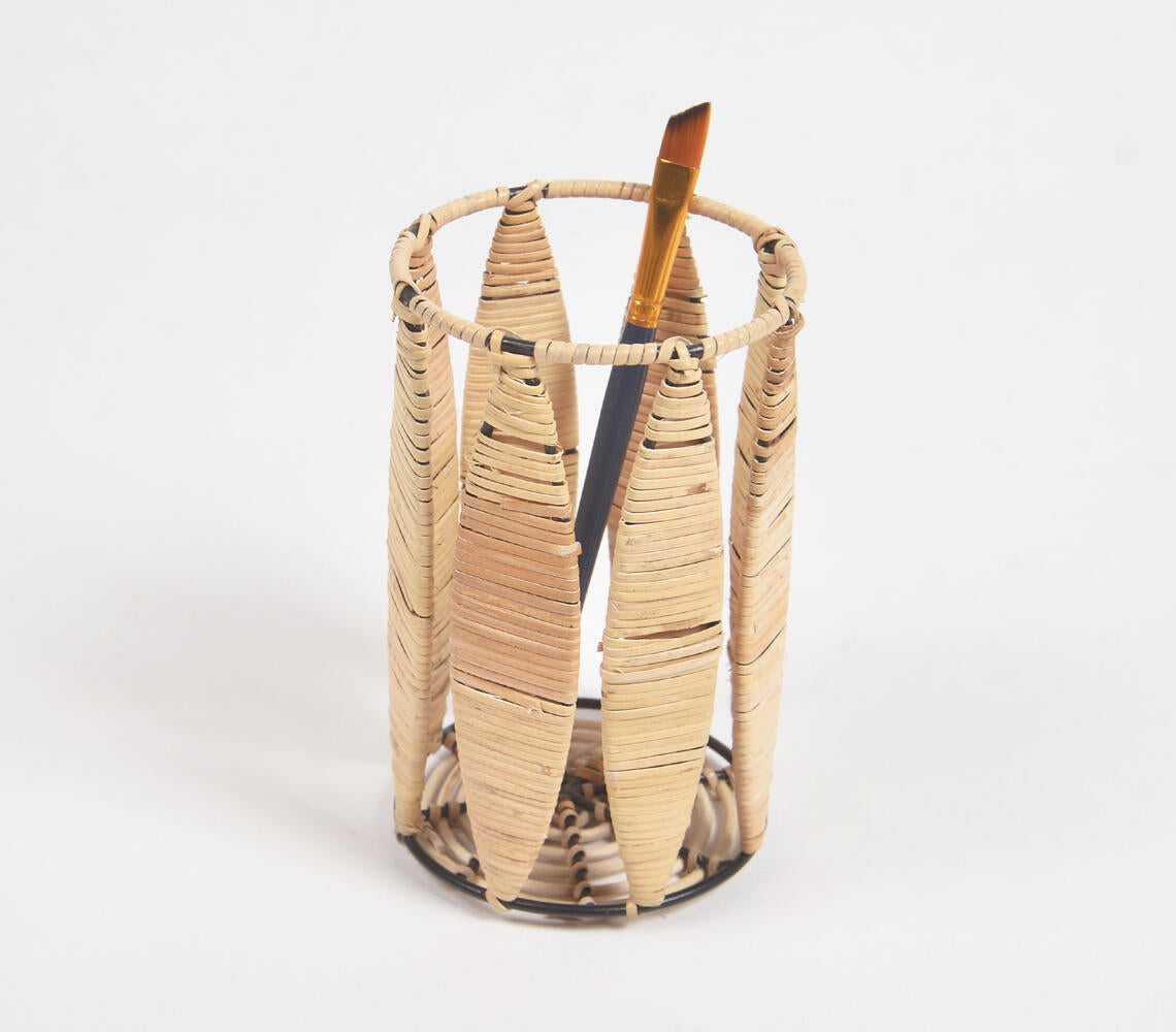 Cane & Iron Leaflets-Cylindrical Pen Stand