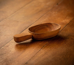 Hand Carved Teak Wood Scooper (Medium)